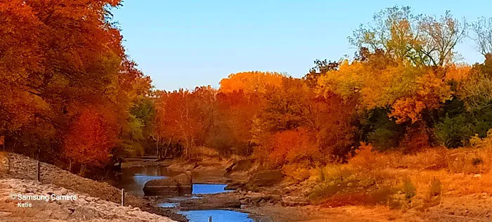 Outlet Channel Campground Picture 5