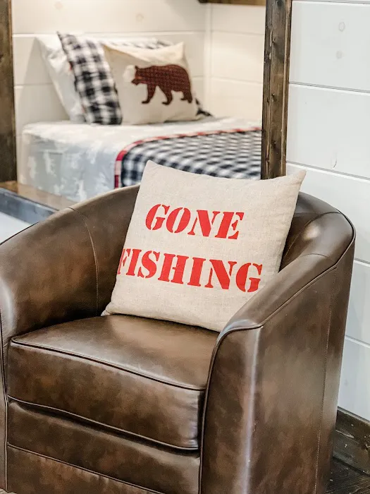 Let the Good Pines Roll Cabin Picture 10