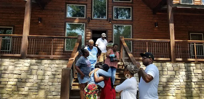 Steel Creek Lodge North Picture 6
