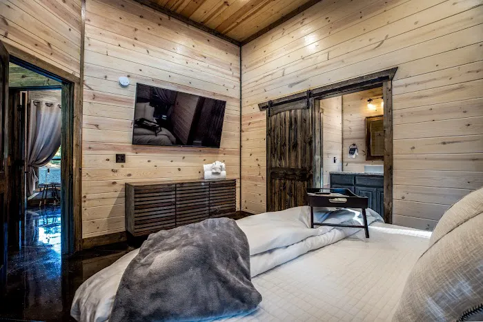 Somethin 2 Talk About Picture 1