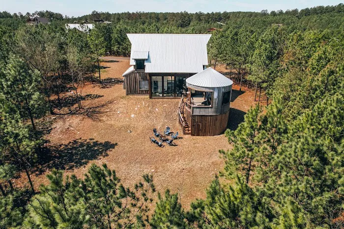 Happily EVEN After Cabin Picture 5