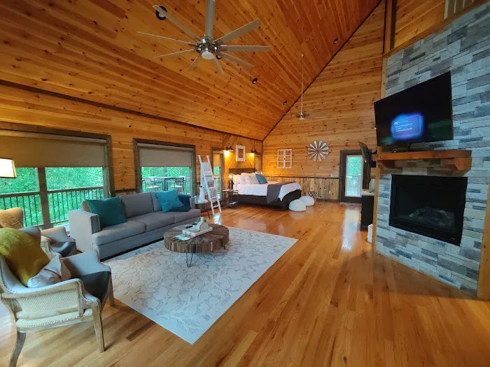 Second Love cabin Picture 3