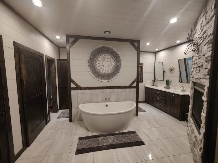 Second Love cabin Picture 4