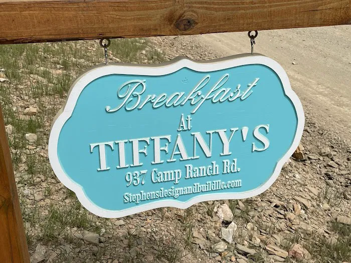 Breakfast at Tiffanys Cabin Picture 9