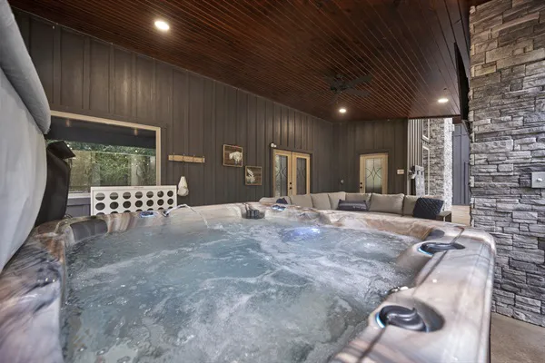 Broken Bow Luxury Cabin - Blue Haven Picture 6