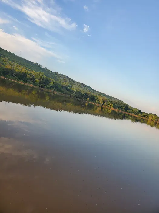 Elm Point Lake Recreation, tent & RV camping, & fishing Picture 4