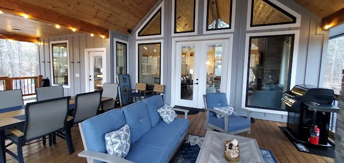 Sunshine & Roses Cabin Picture 4