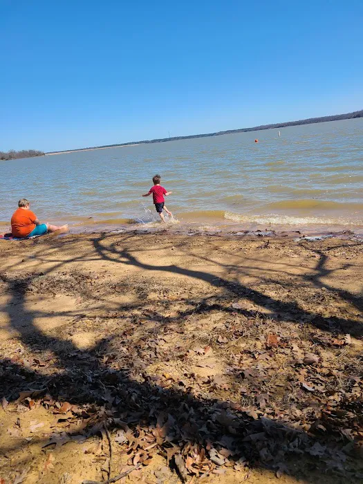 Pat Mayse East Campground Picture 10