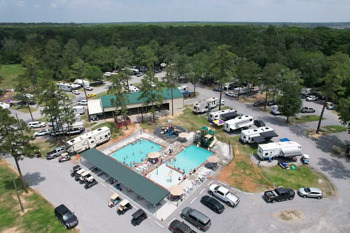 Hidden Pines Campground Picture 4