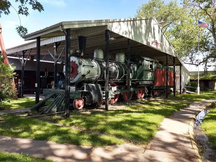 Pioneer Village Campground Picture 2