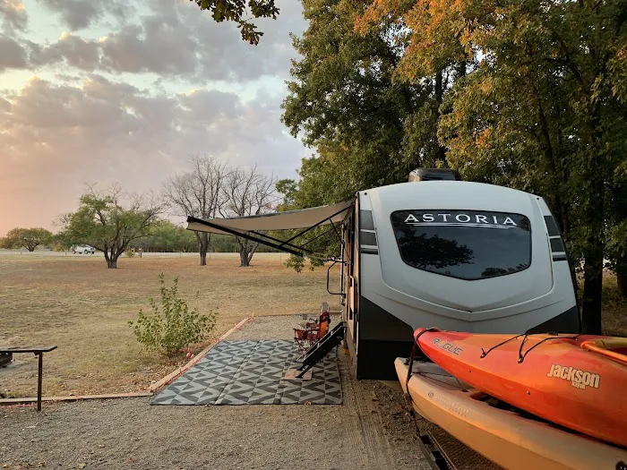 Sarge Creek Campground Picture 4