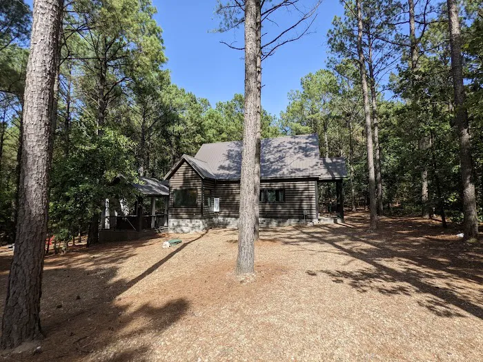 Lovers Lodge Picture 5