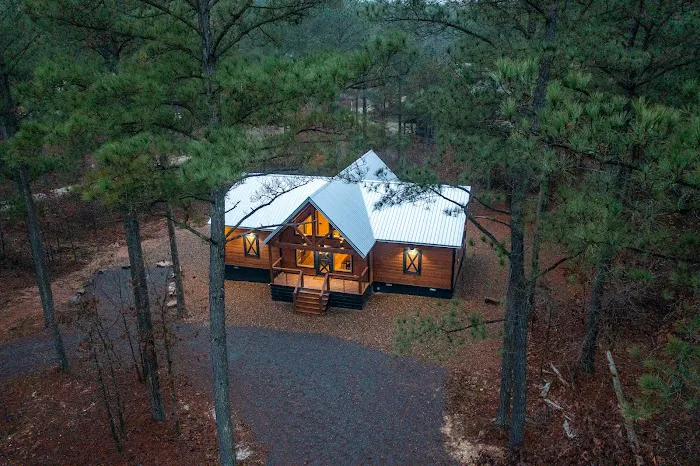 The Whiskey Rose Cabin Picture 8