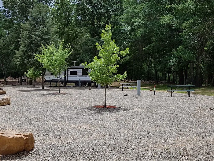 Creekside RV Park Picture 10