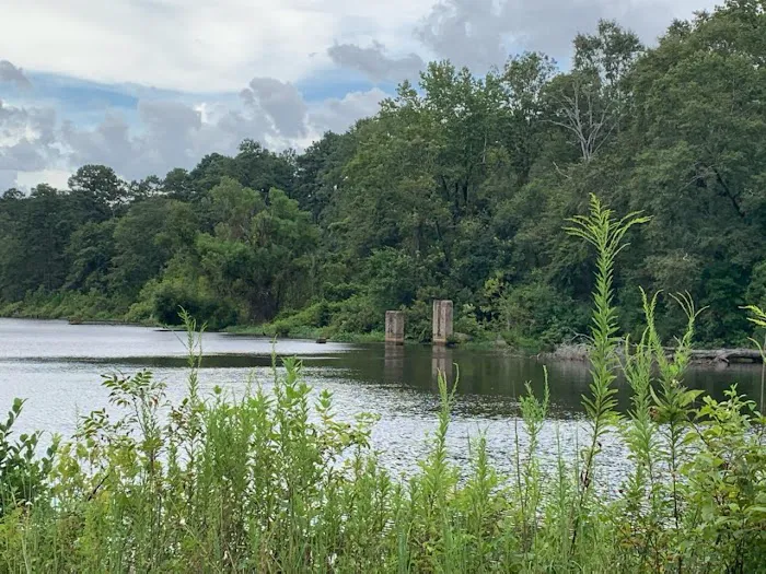 Fullerton Lake Campground Picture 1