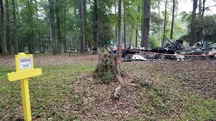 Fullerton Lake Campground Picture 10