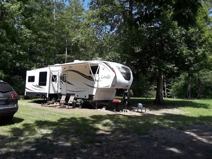 Riverbend RV Campground Picture 4
