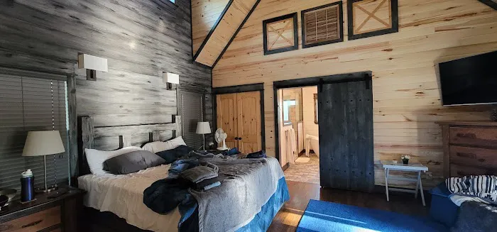 Magnolia Trail Cabin Picture 9