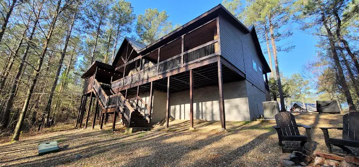 Magnolia Trail Cabin Picture 10