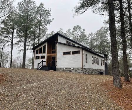 Moonstone Cabin - Creative Escapes