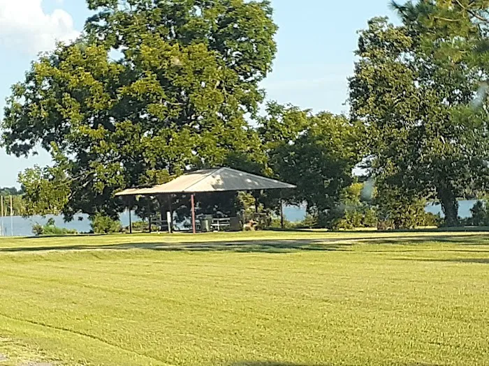 Lake Durant Campground Picture 9