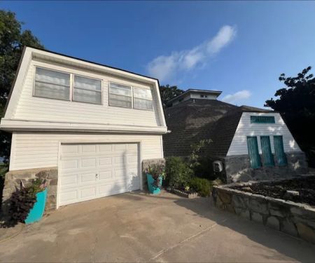 The Funderdome - A Lake Eufaula Airbnb Experience - Residential Rental