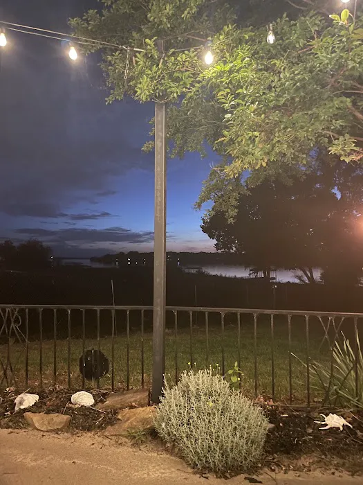The Funderdome - A Lake Eufaula Airbnb Experience - Residential Rental Picture 10