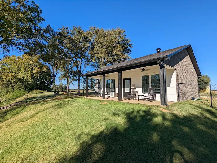 Camp On The Cane Picture 1