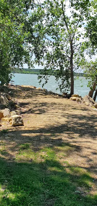 Walleye Point Campground Picture 3