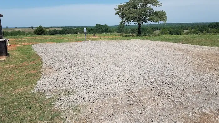 Reds Hilltop Acres Picture 5