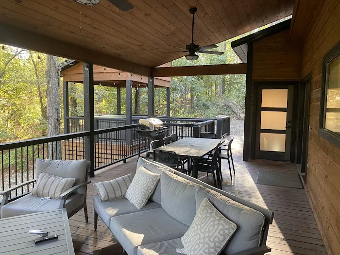Three Pines Cabin Picture 8