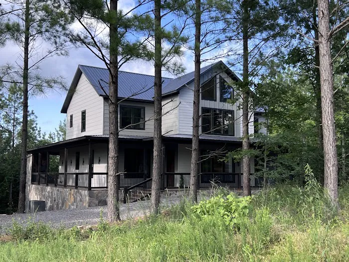 Burning Daylight Luxury Cabin Picture 3