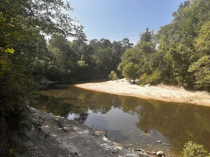 Flynn's Camping Grounds Picture 2