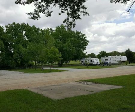 Lakeshore RV Park