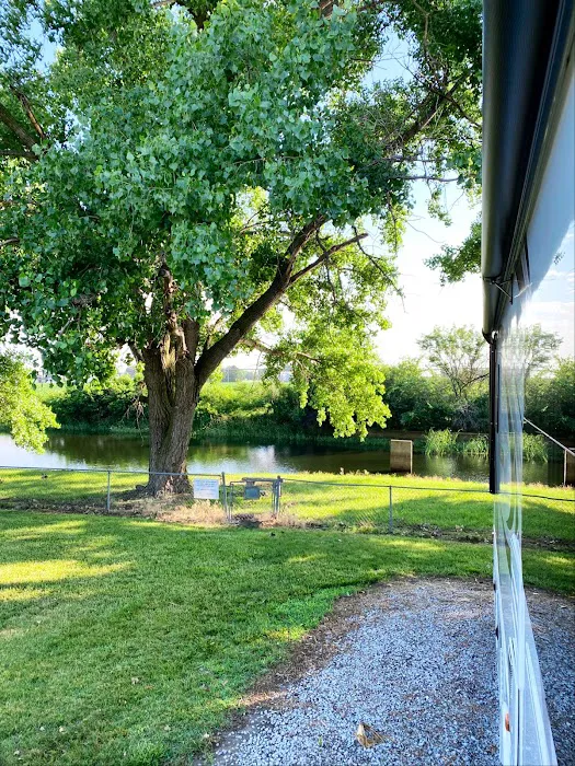 Lakeshore RV Park Picture 2