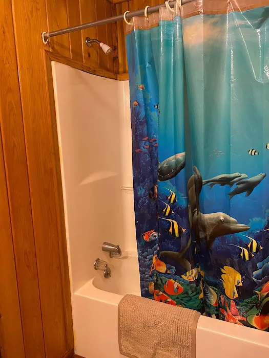 Pirates Cove Marina & Cabins Picture 5