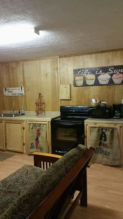 Whispering Creek Lodging & RV Resort Picture 10