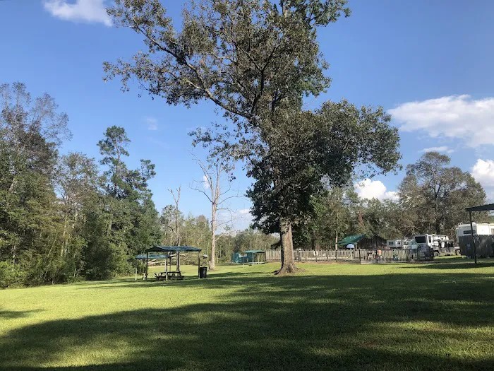 Whispering Creek Lodging & RV Resort Picture 9
