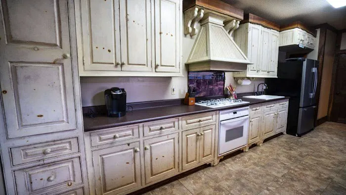 Riverbend Hideaway Cabin Picture 5
