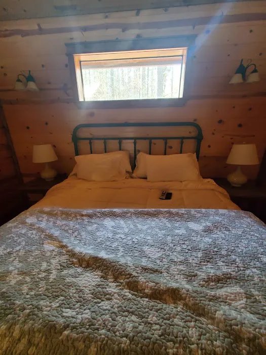 Hillside Hollow Cabin Picture 2