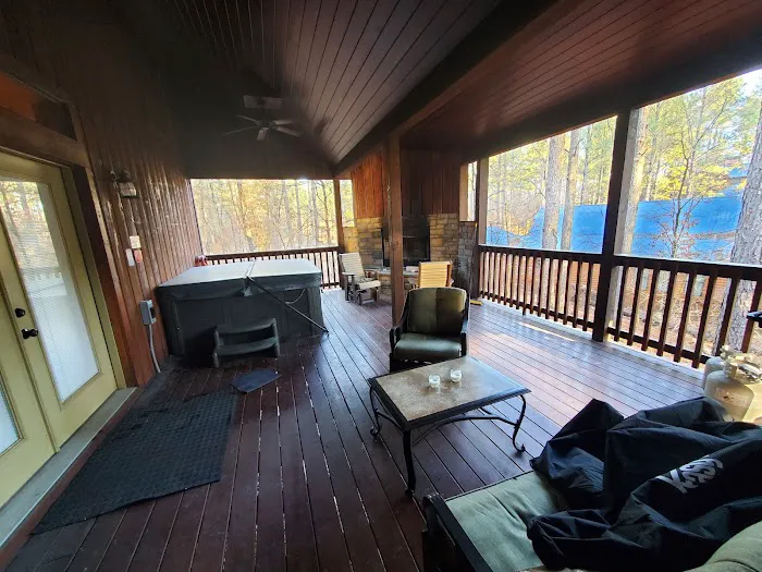 Hillside Hollow Cabin Picture 5