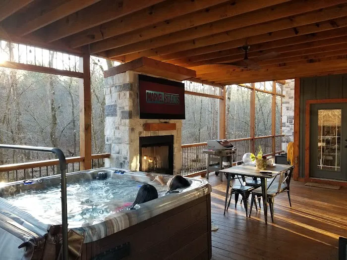 Rustic Luxe Cabin Rentals - Bohemian Rhapsody Picture 2