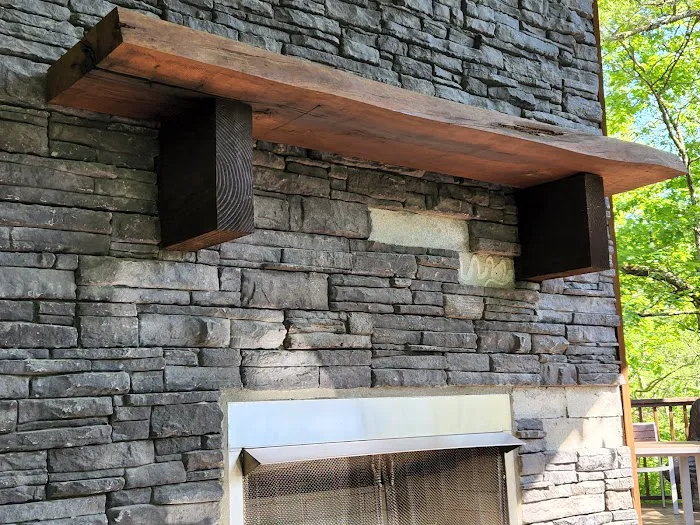 Rustic Luxe Cabin Rentals - Bohemian Rhapsody Picture 8