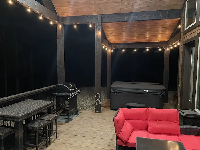 Sittin’ Sweet Cabin Picture 7