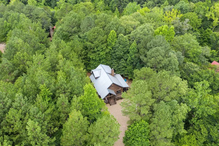 Creekside cabin Picture 1