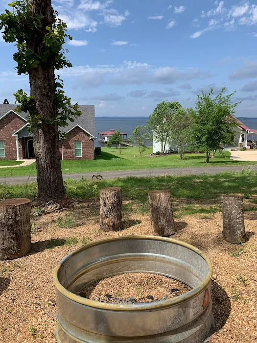 Acadian Shores Cabins Picture 6