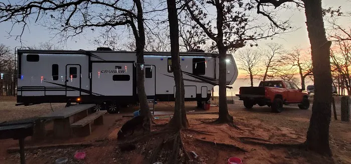 Hickory Hills Campground Picture 4