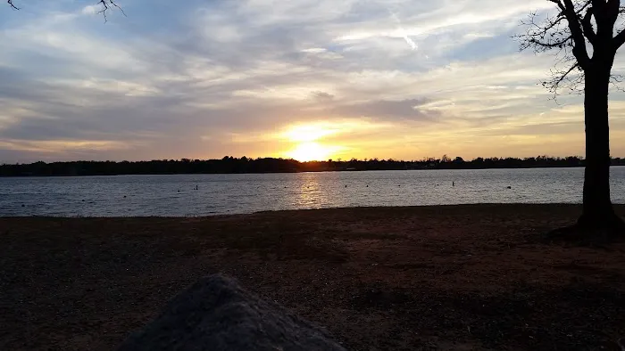 Isaac Waltons Park Picture 5