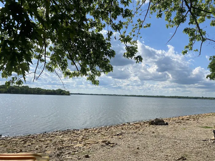 Arrow Rock Park Campground Picture 4