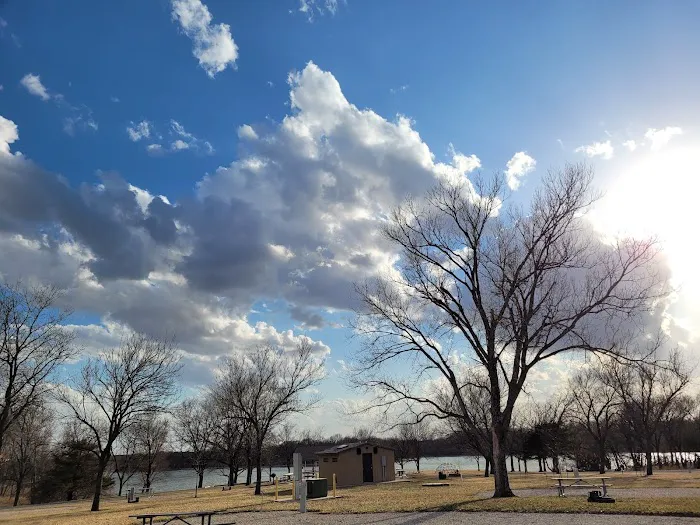 Lakeview Group Campground Picture 4